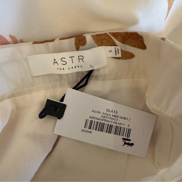 ASTR the Label Cream Skirt - Picture 3 of 3
